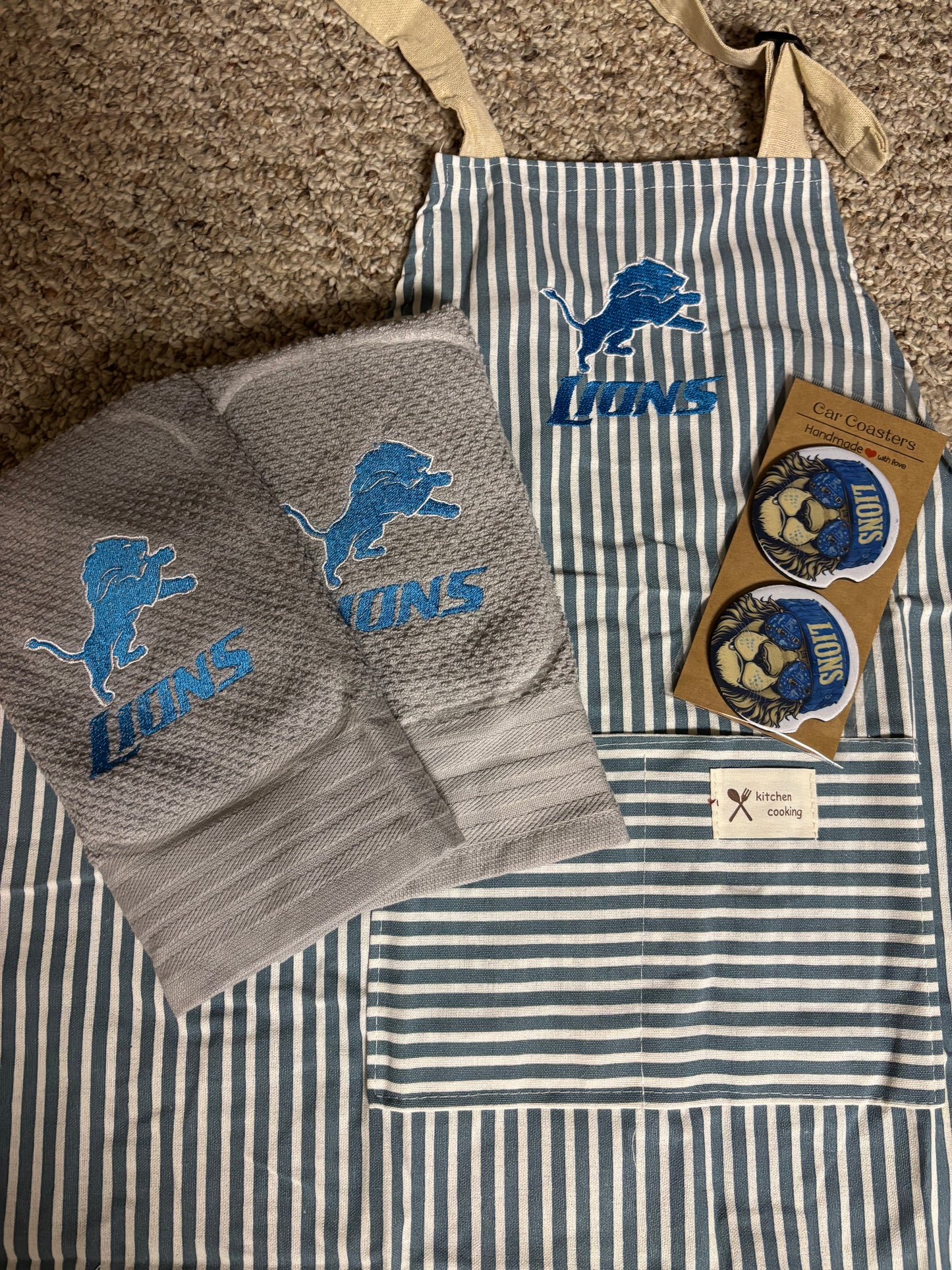 Detroit Lions Embroidered Striped Apron, Adjustable Neck Strap, Ties in Back, Front Pocket