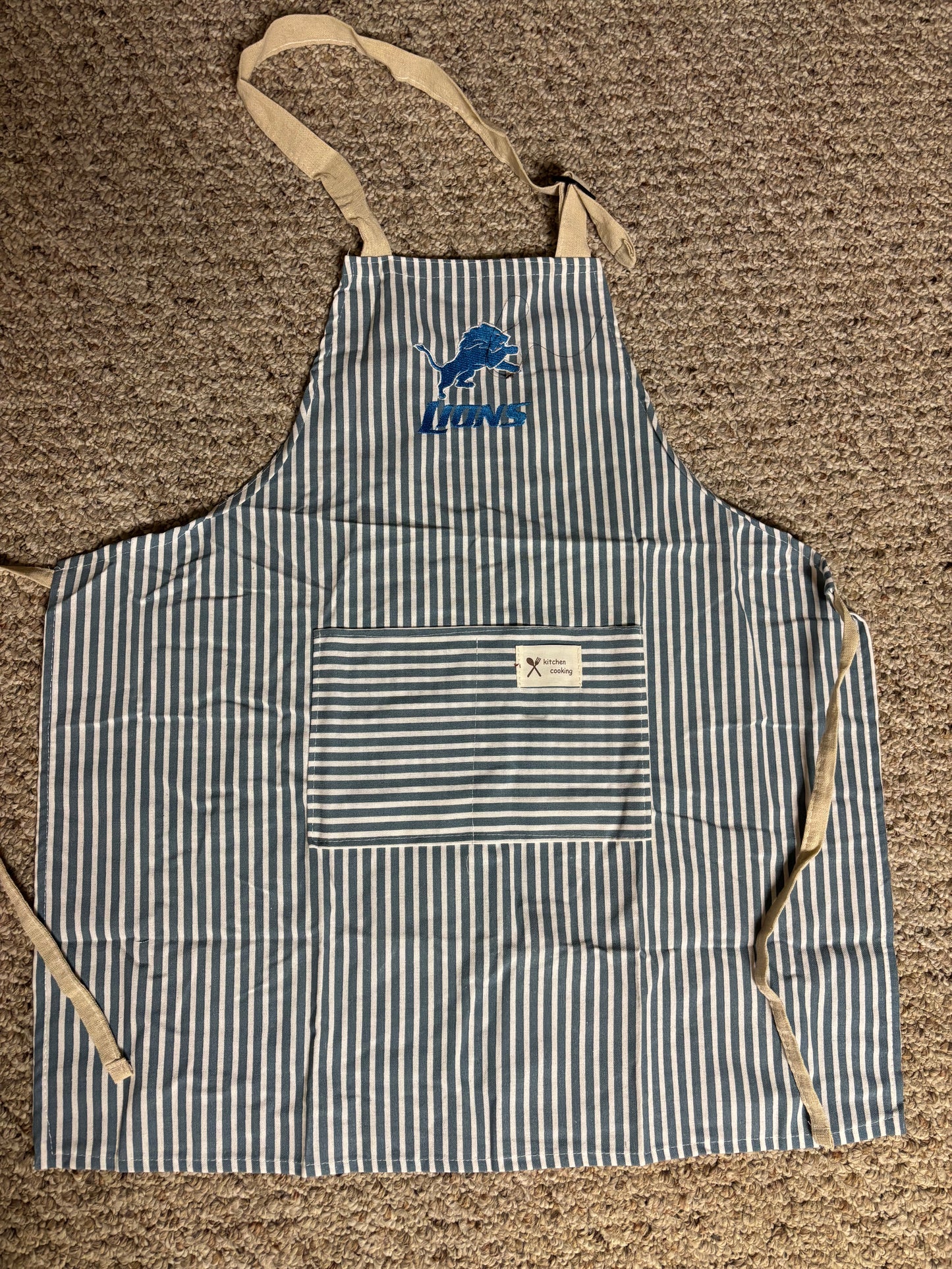 Detroit Lions Embroidered Striped Apron, Adjustable Neck Strap, Ties in Back, Front Pocket