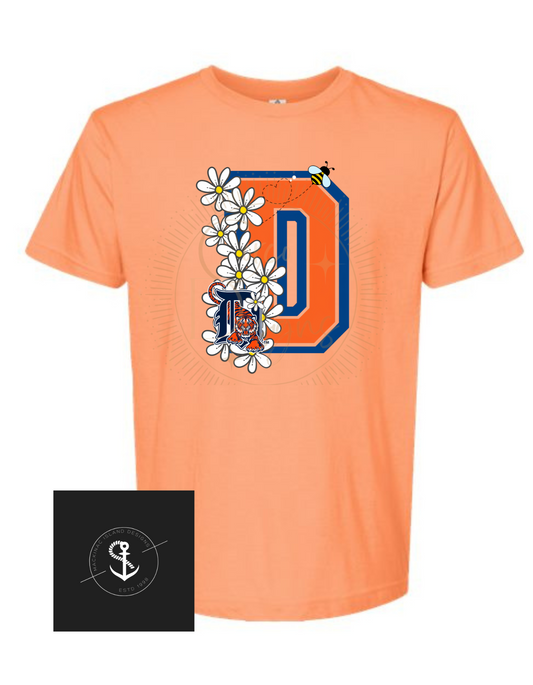 Daisy Detroit Baseball, Tigers Baseball, Daisy Floral Tee, T-Shirt Adult Sizes XS-3XL